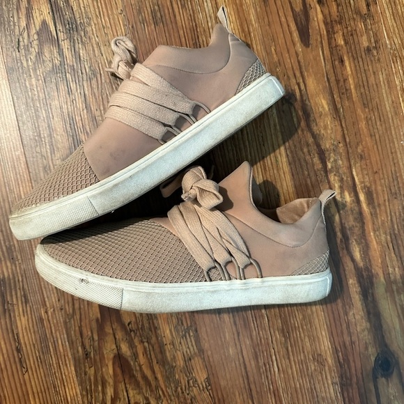 Light Pink Casual Sneaker! - Picture 3 of 3